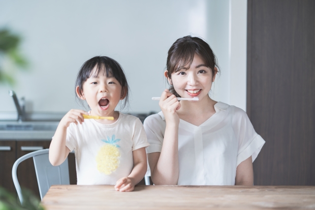 親子で歯ブラシ